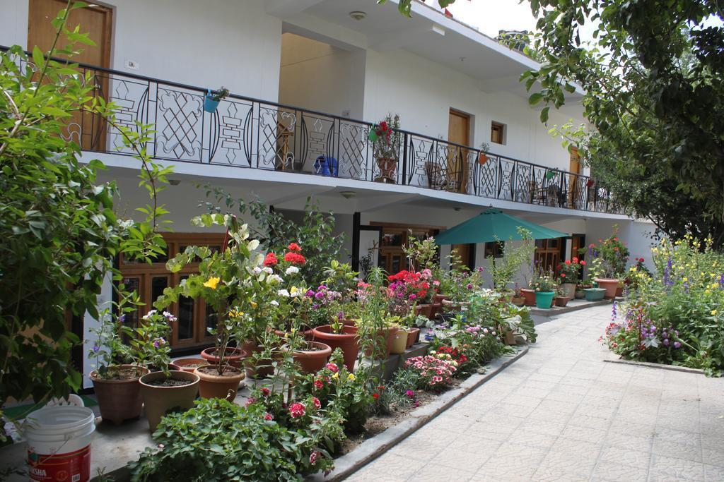Travellers House Leh Ngoại thất bức ảnh